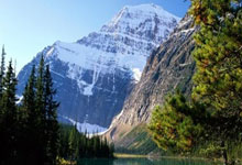 纬来体育：[高尔夫]殷若宁与提提库从朋友变对手 蓝湾大师赛同组争冠.